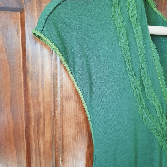 🛍 Max Studio Kelly Green Sleeveless Flower Applique Maxi Dress Size Medium - Picture 6 of 10